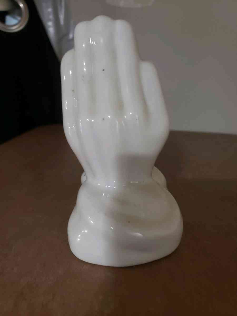 Ceramic Praying Hands Decor