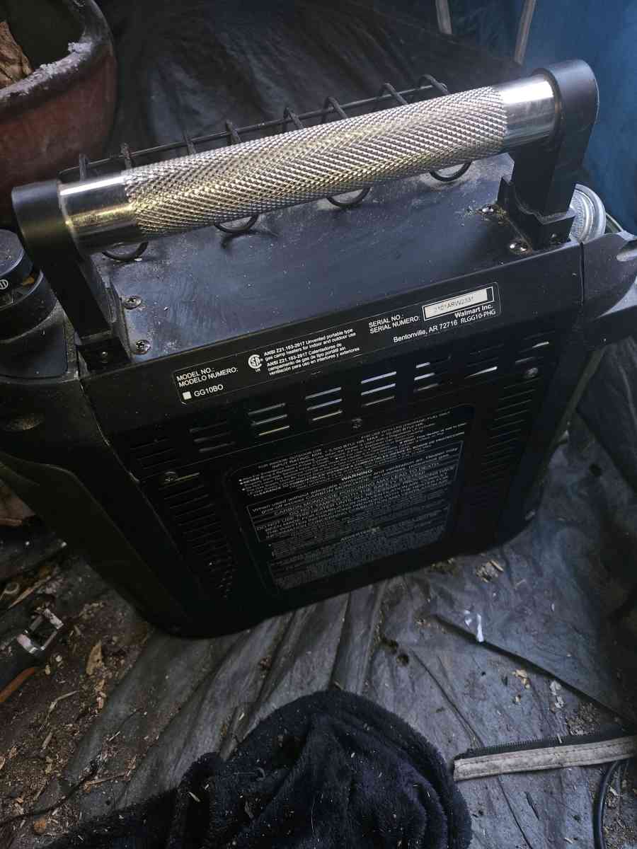 propane heater  and hook up that connects to a big tank