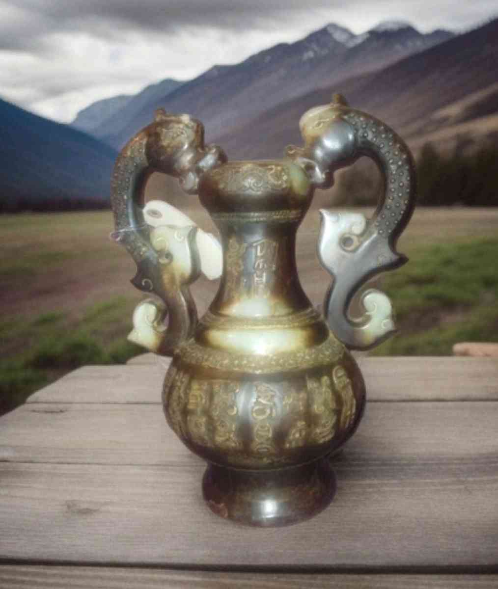 Chinese dragon vessel