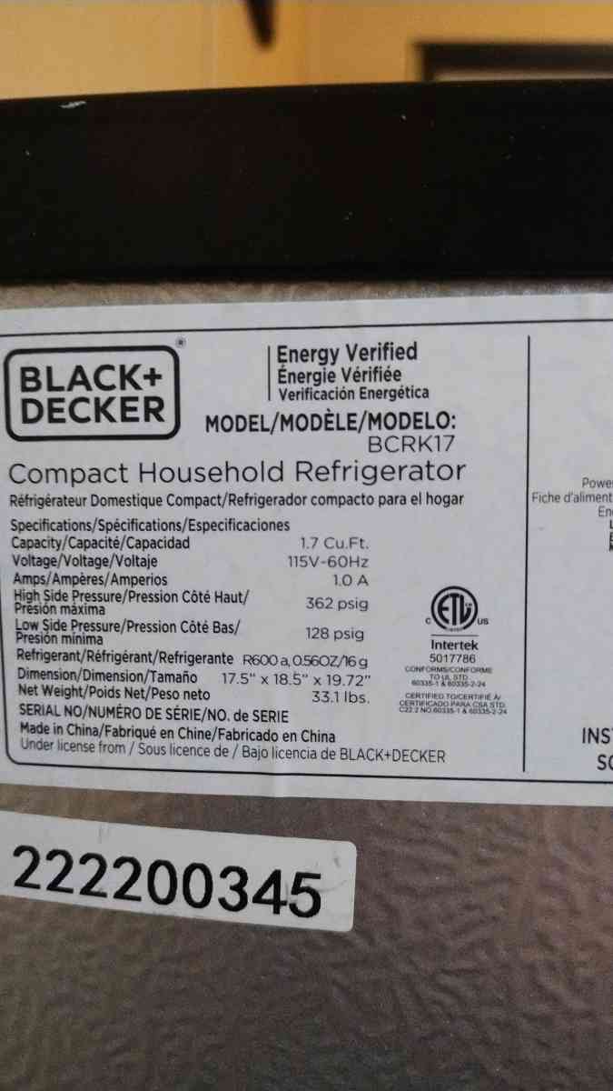 black and Decker mini fridge