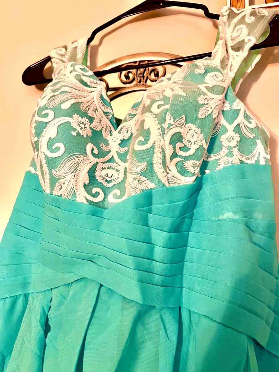 Stunning Tiffany Blue HighLow Gown  Brand New