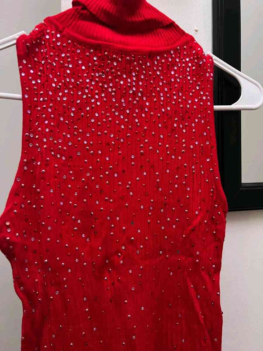 Elegant Red Ribbed Knit Turtleneck with Sparkly Crystals