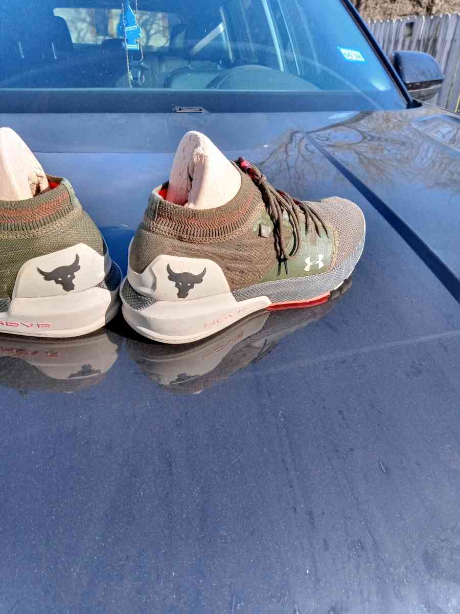 Under Armour Mens Project Rock 2 Shoes