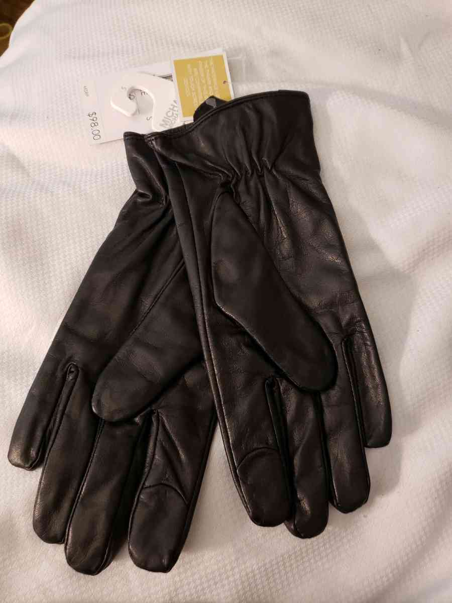 Michael Michael kors black leather gloves
