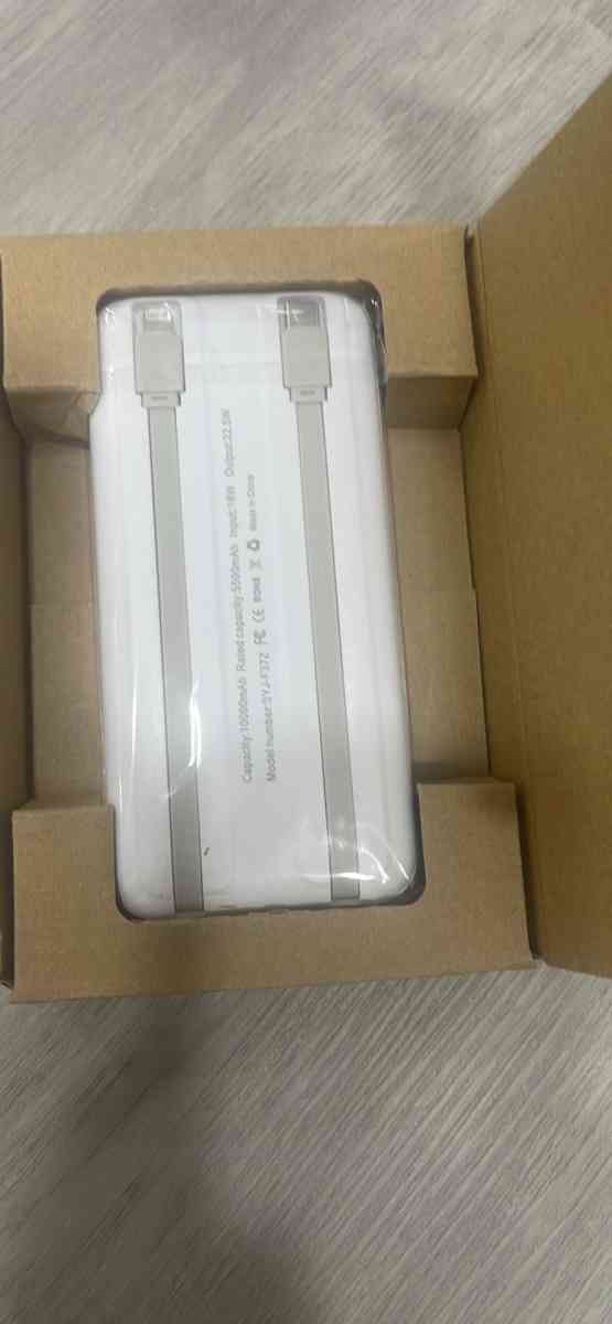 10000mAh portable charger