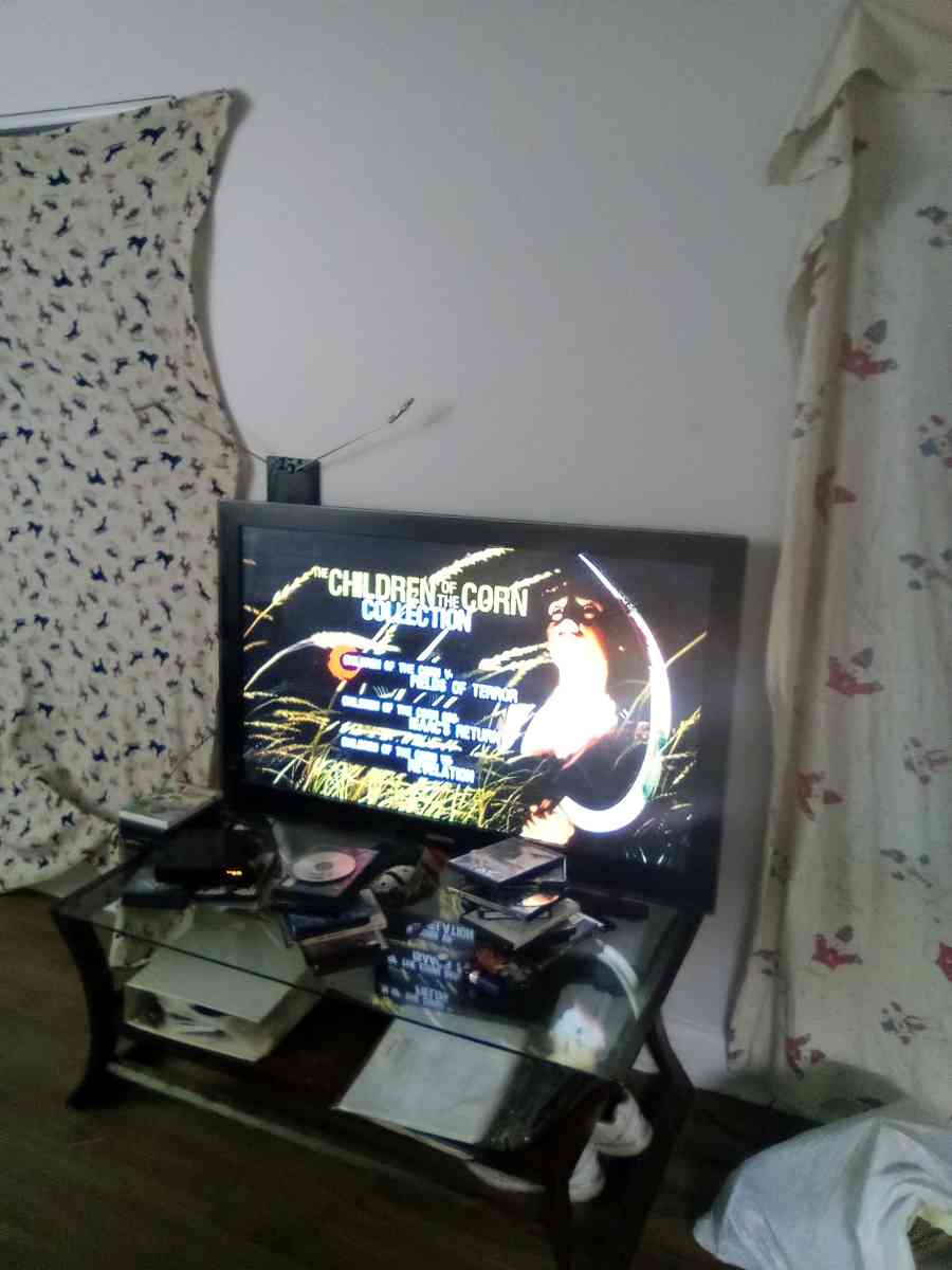 Samsung 55 or 60 inch TV not smart