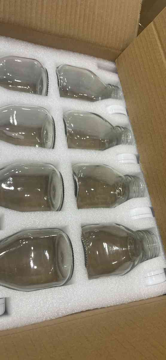 11oz Glass Milk Bottles 16 Pack Clear Bottles with Lids