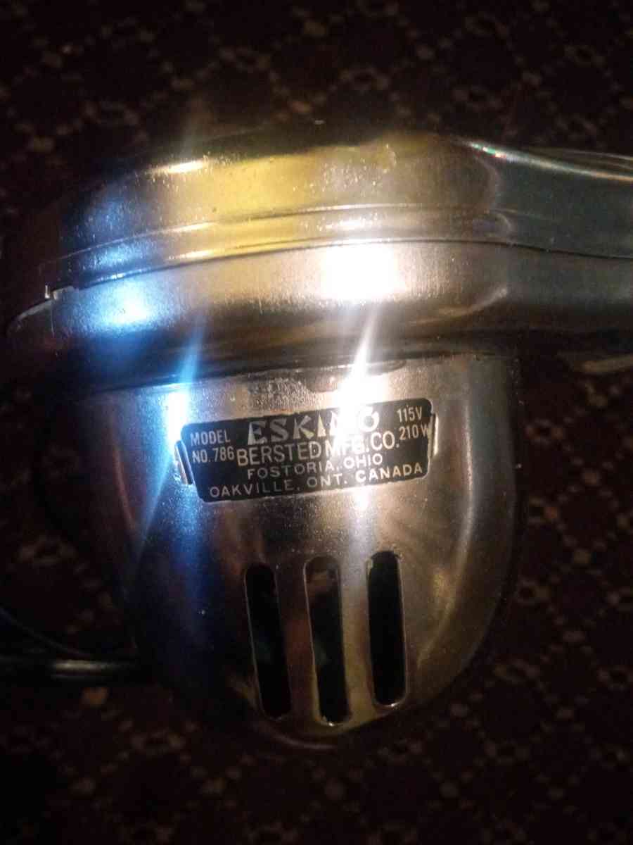 Vintage Eskimo hair dryer