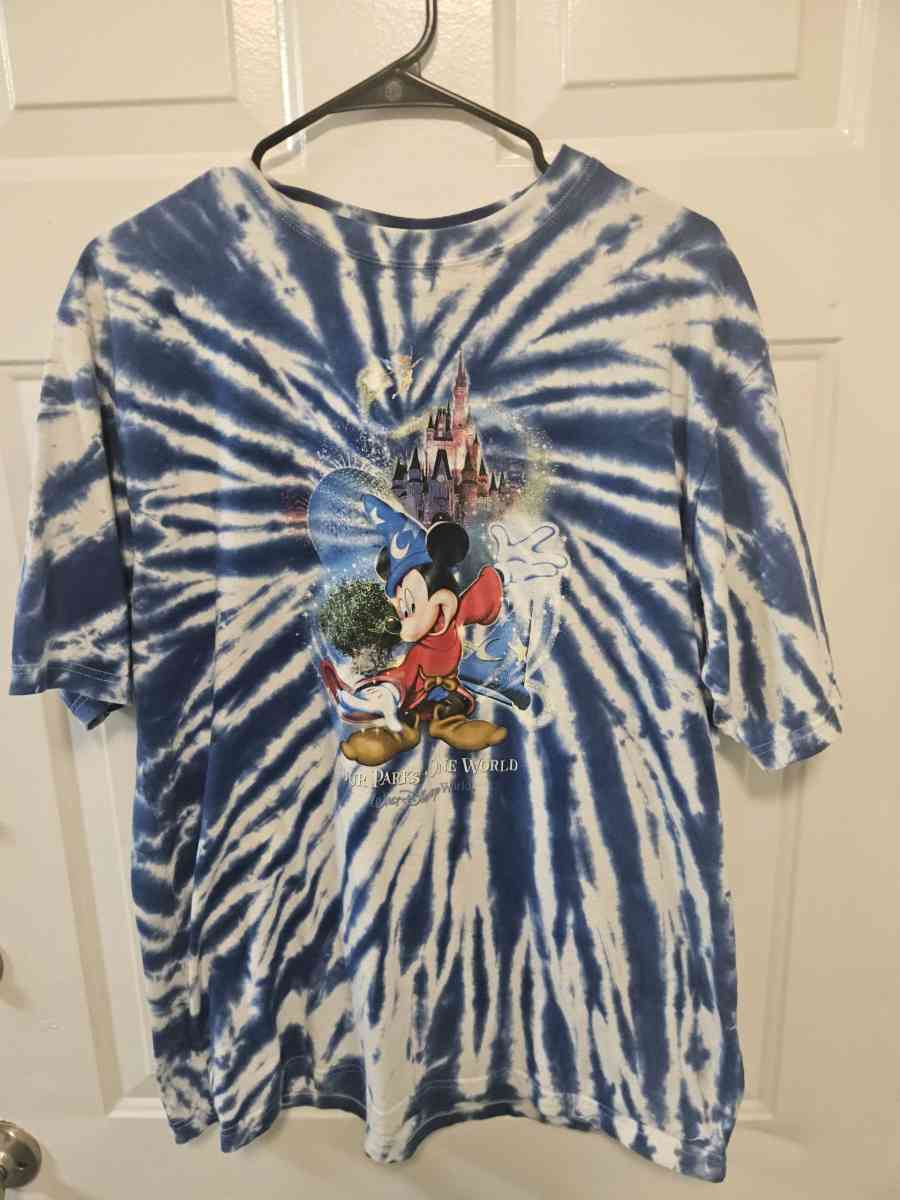 VTG Walt Disney World Tie Dye Tshirt