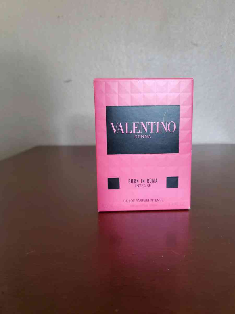 valentino born in roma intense for women new
