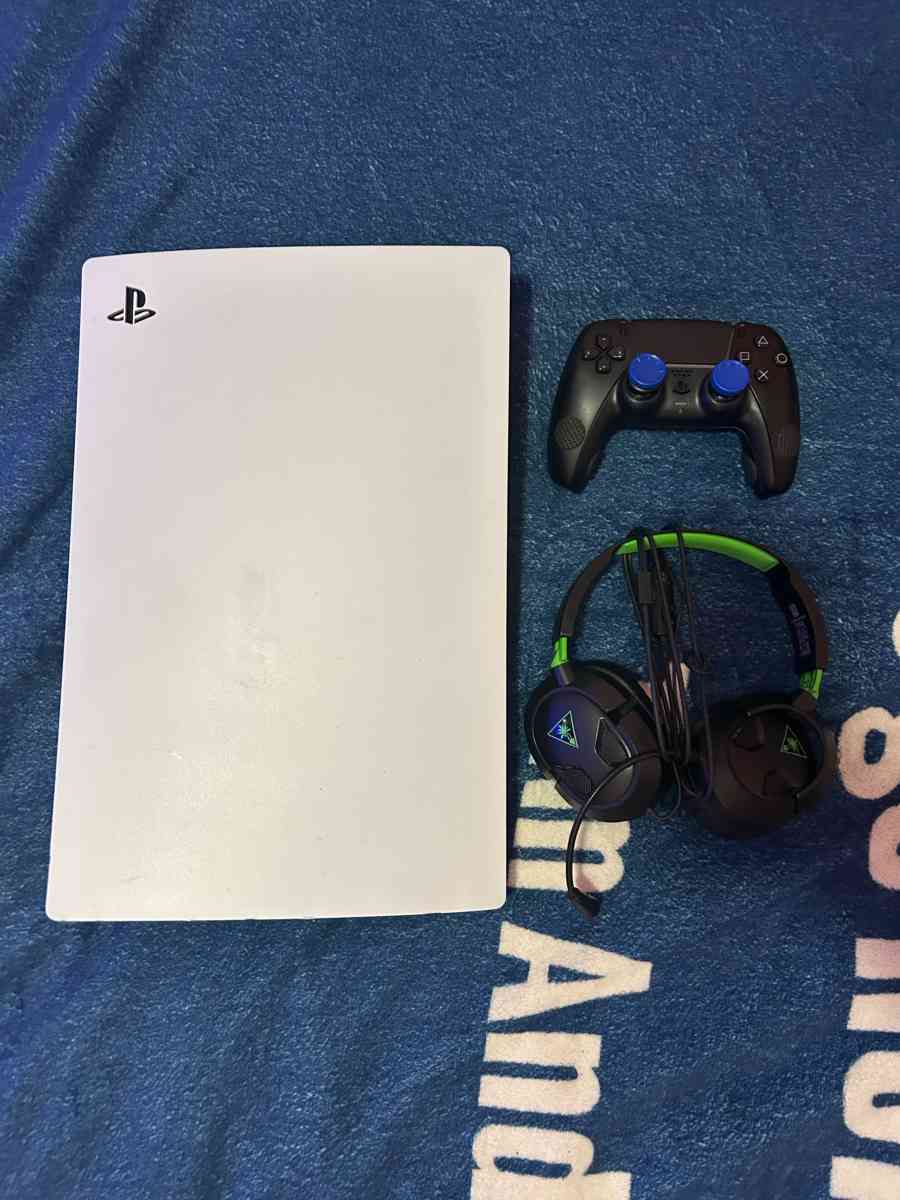 PS5 Gaming Bundle  Console Controller w Grips  Turtle Beach