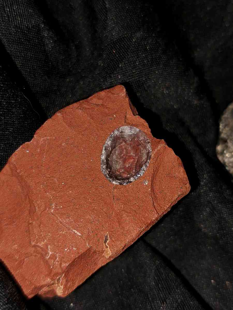 beautiful and unique raw stones and gemstones