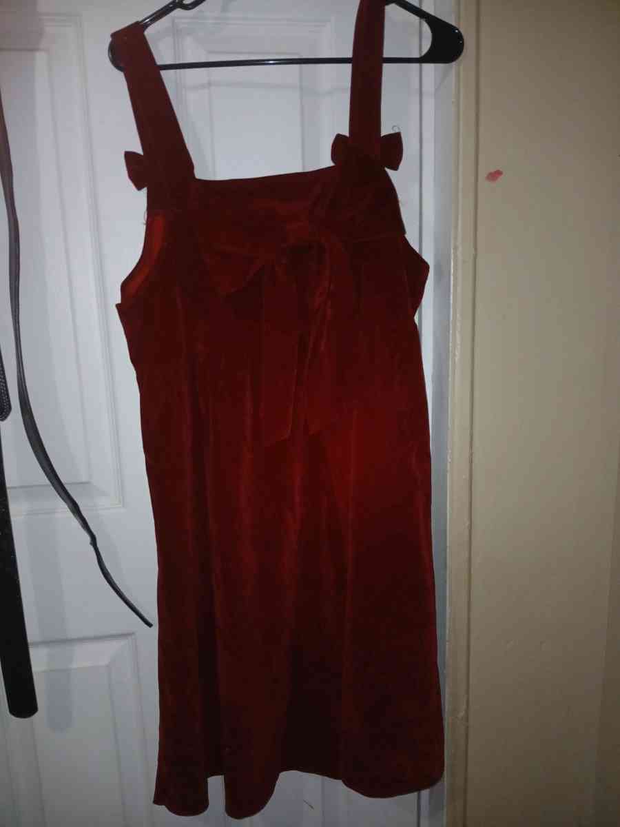 Sleeve less frock with cute bow