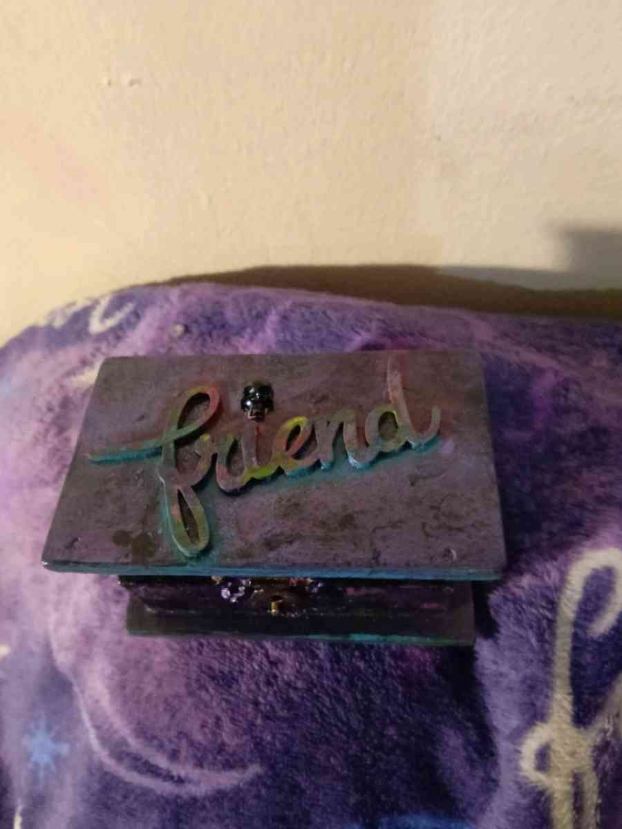 friends trinket box