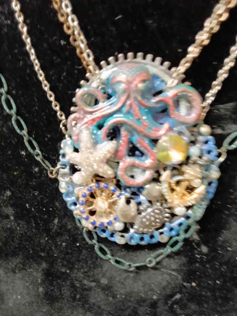 octopus with an ocean view