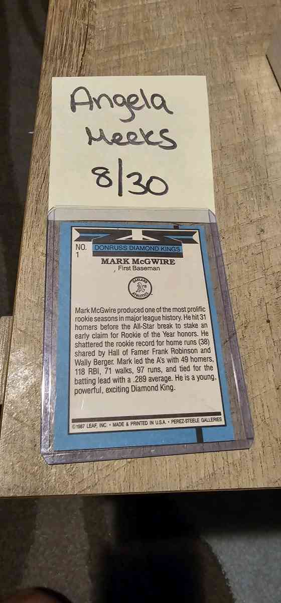 Mark McGwire Replica Signature Baseball w Card