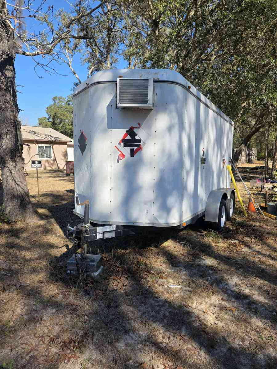 2004 Gladiator 14 enclosed trailer custom