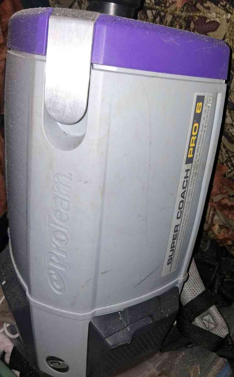 backpack vacuum with all the parts