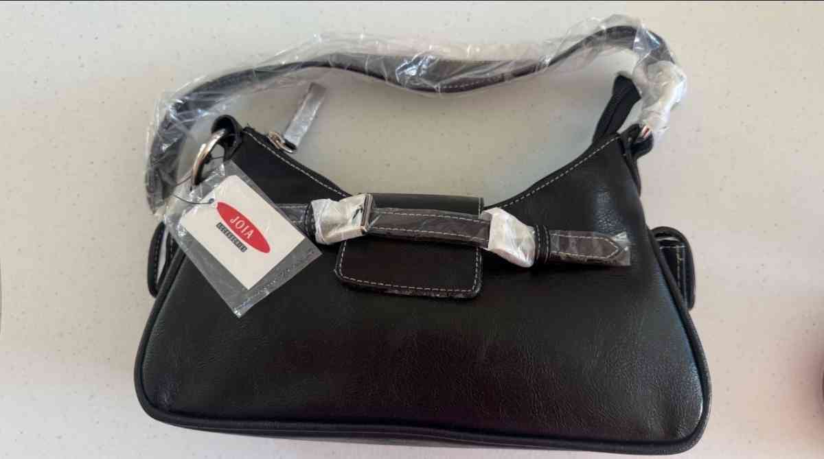Black Handbag  Shoulder Bag  BRAND NEW