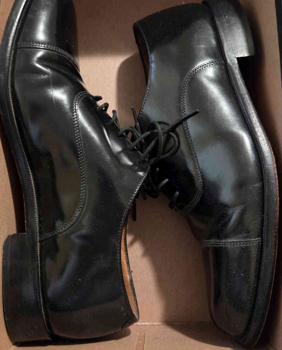 Bostonian leather dress shoes