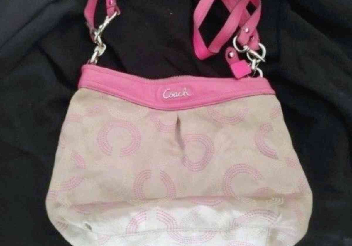 Coach  Signature  Handbag