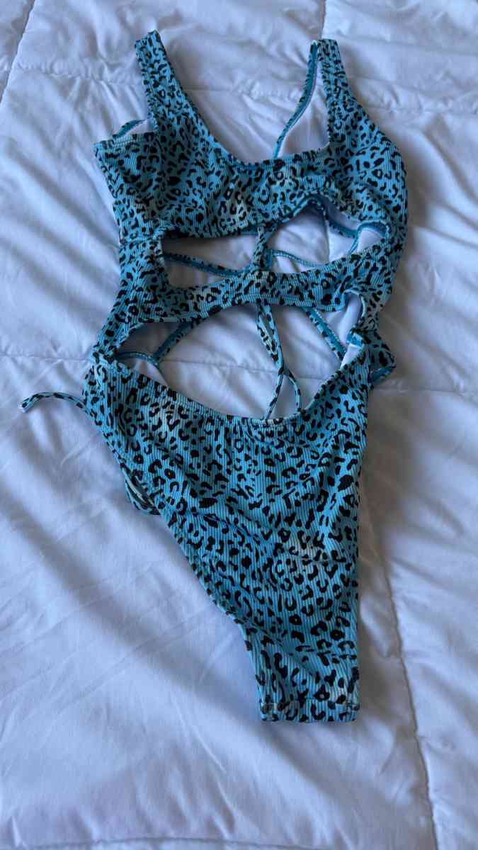 Turquoise Leopard CutOut OnePiece Swimsuit w Padded Bra  Lac