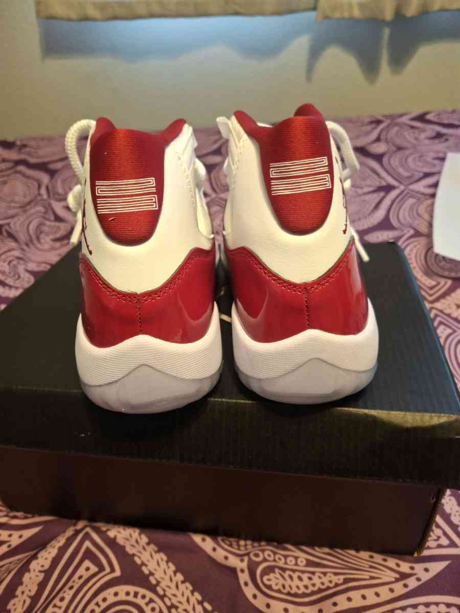 jordan 11 cherry