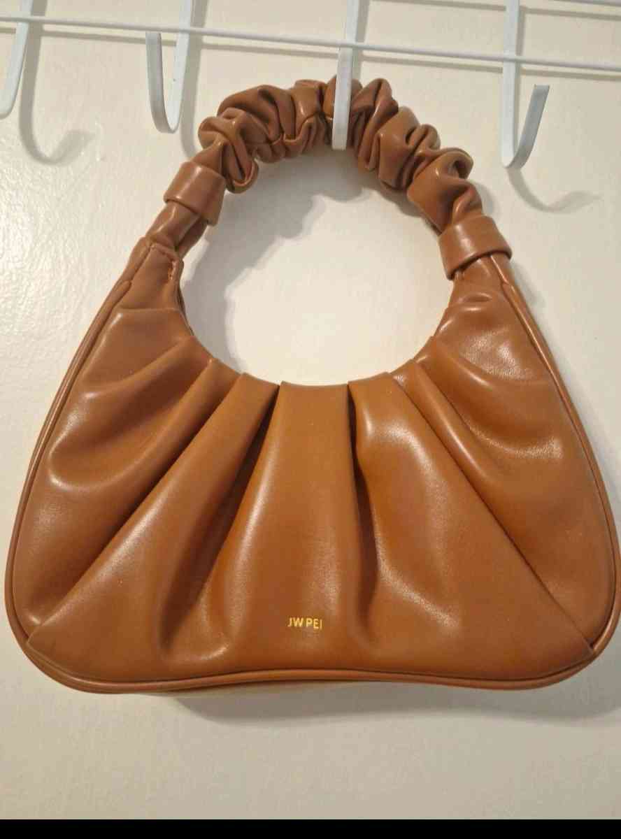 JW PEI brown bag