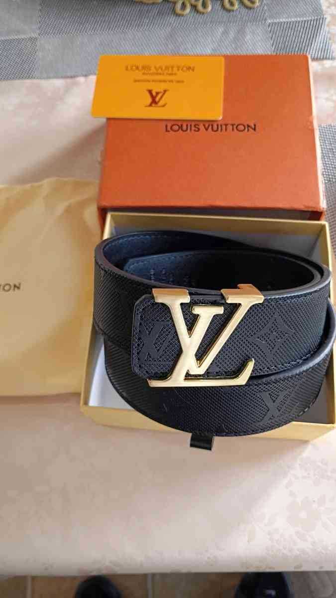black Louis Vuitton belt