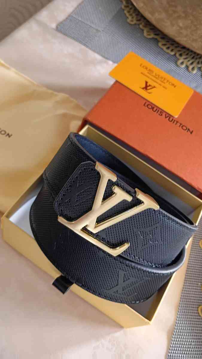 black Louis Vuitton belt