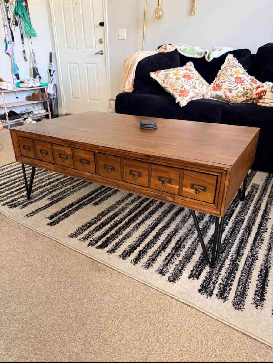 Coffee table and Side Table