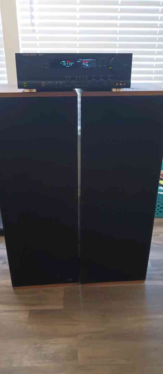 Harman kardon avr20 ll surround amp no remote pair speakers