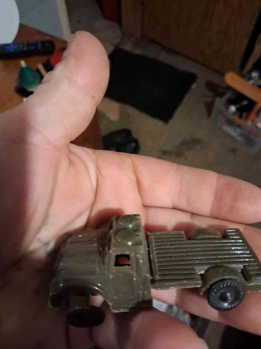 toy cars 1950s and 1940s  all in ok shape