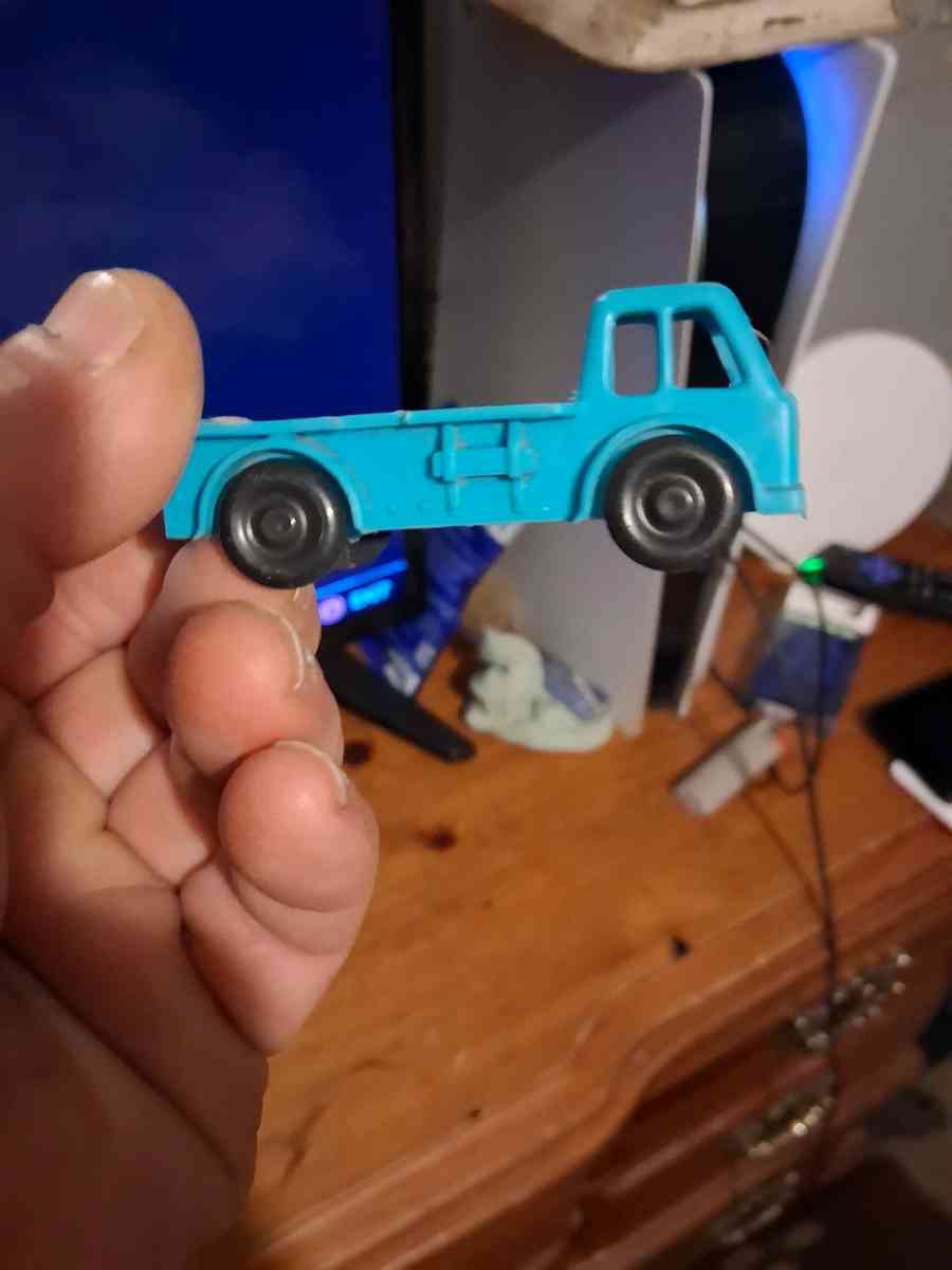 toy cars 1950s and 1940s  all in ok shape