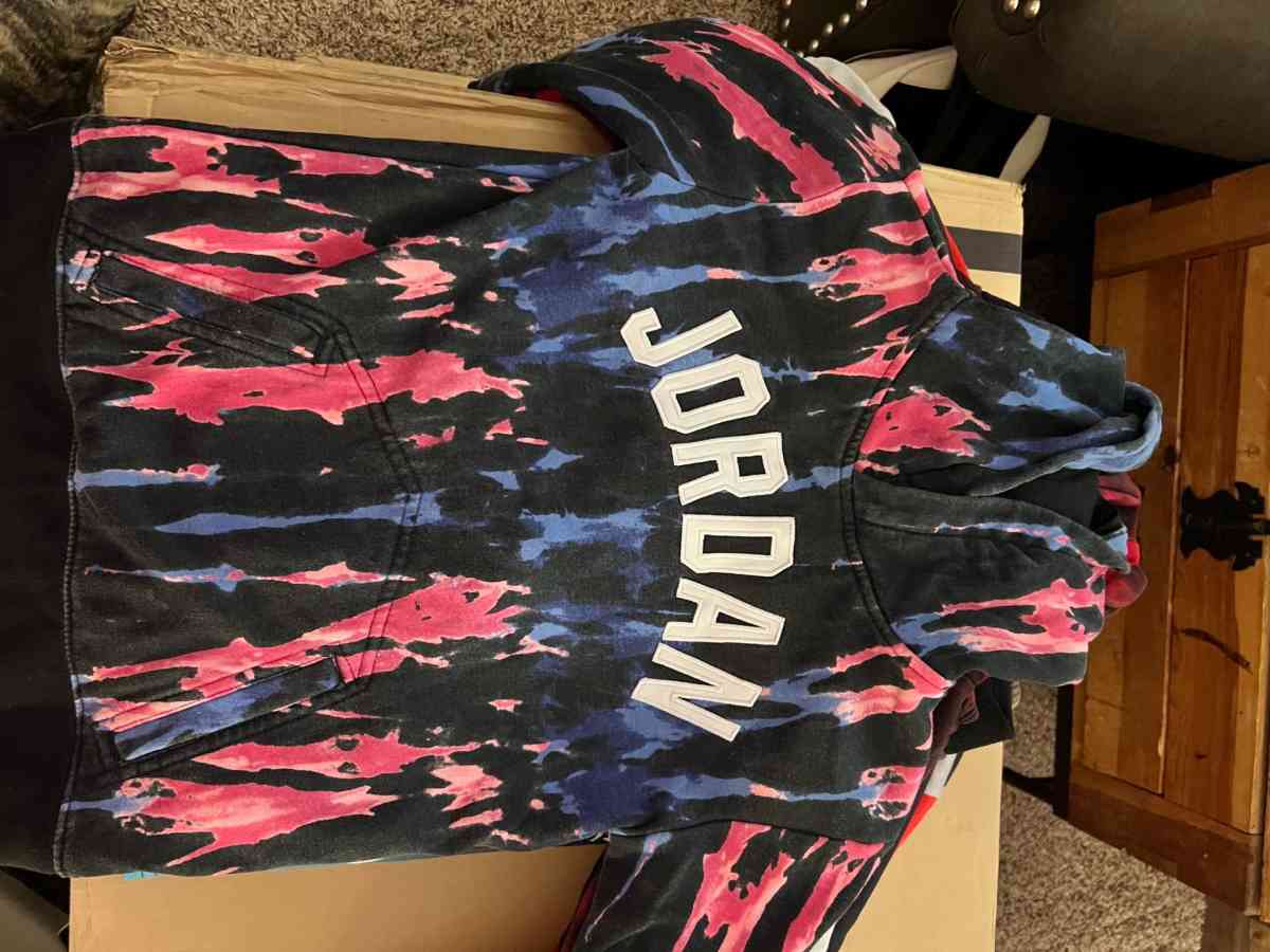 Box of Mixed Boys Clothes