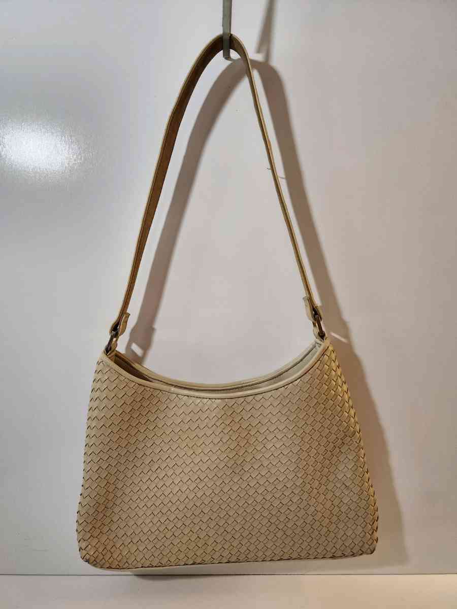 Vintage Liz Claiborne Beige Faux Leather Woven Handbag