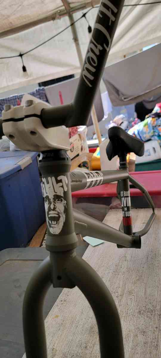 20 cult frame stem n bars n seat n forks