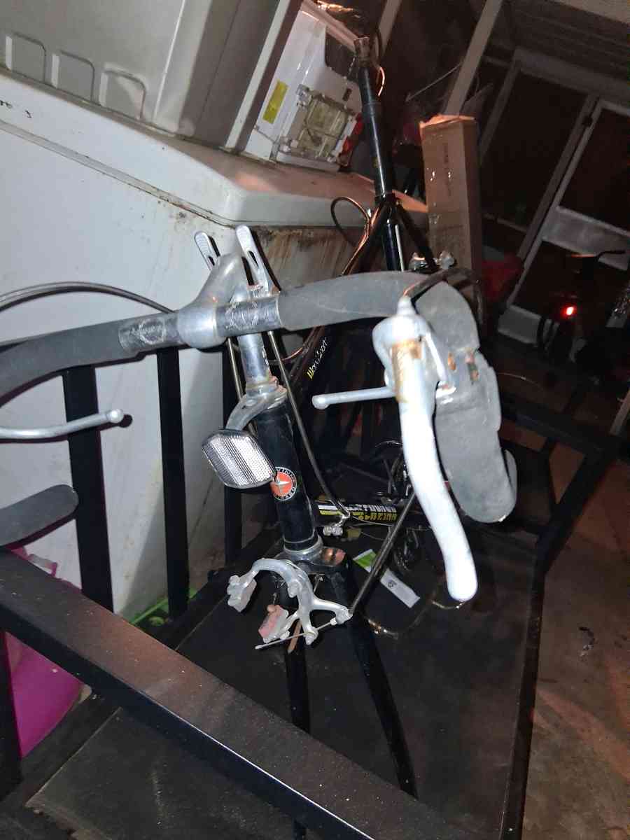 schwinn 86 world tour bycycle