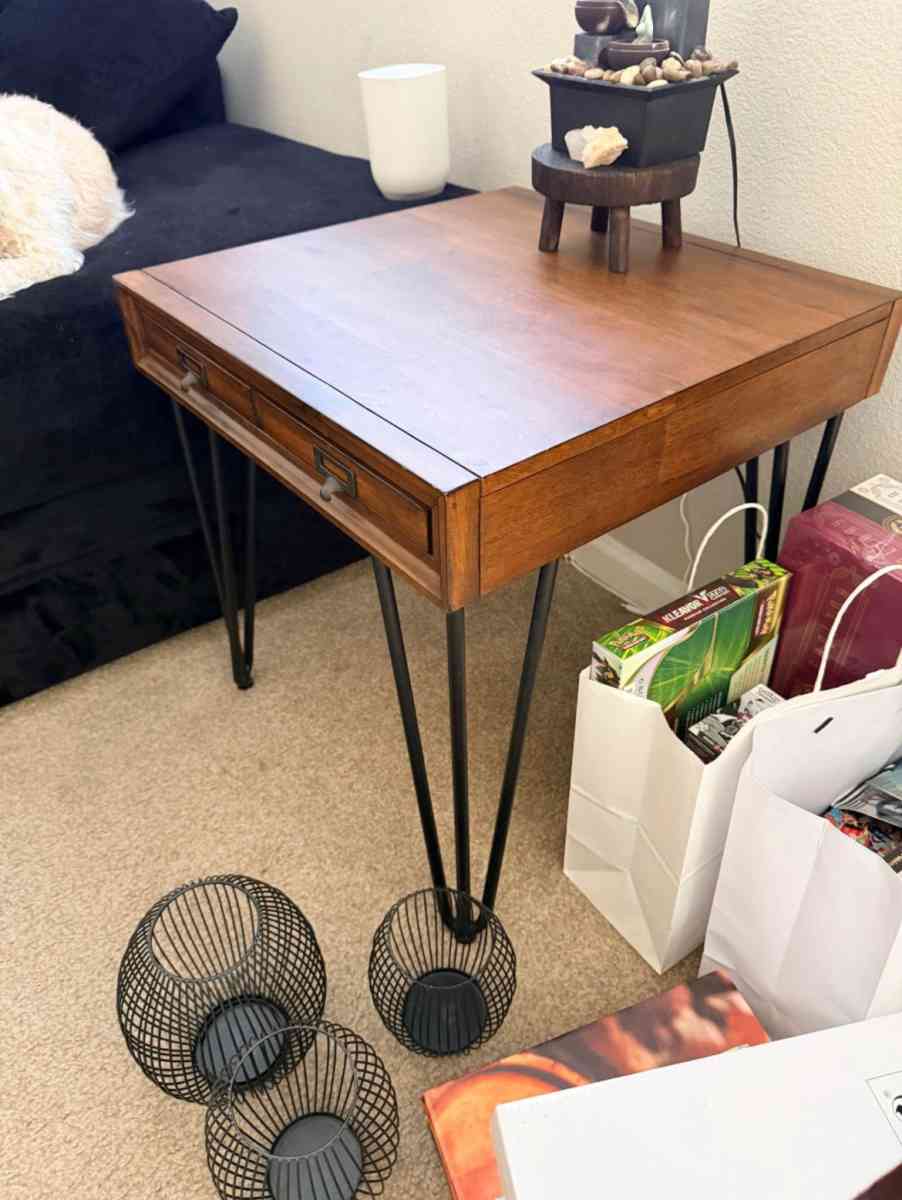 Coffee table and Side Table