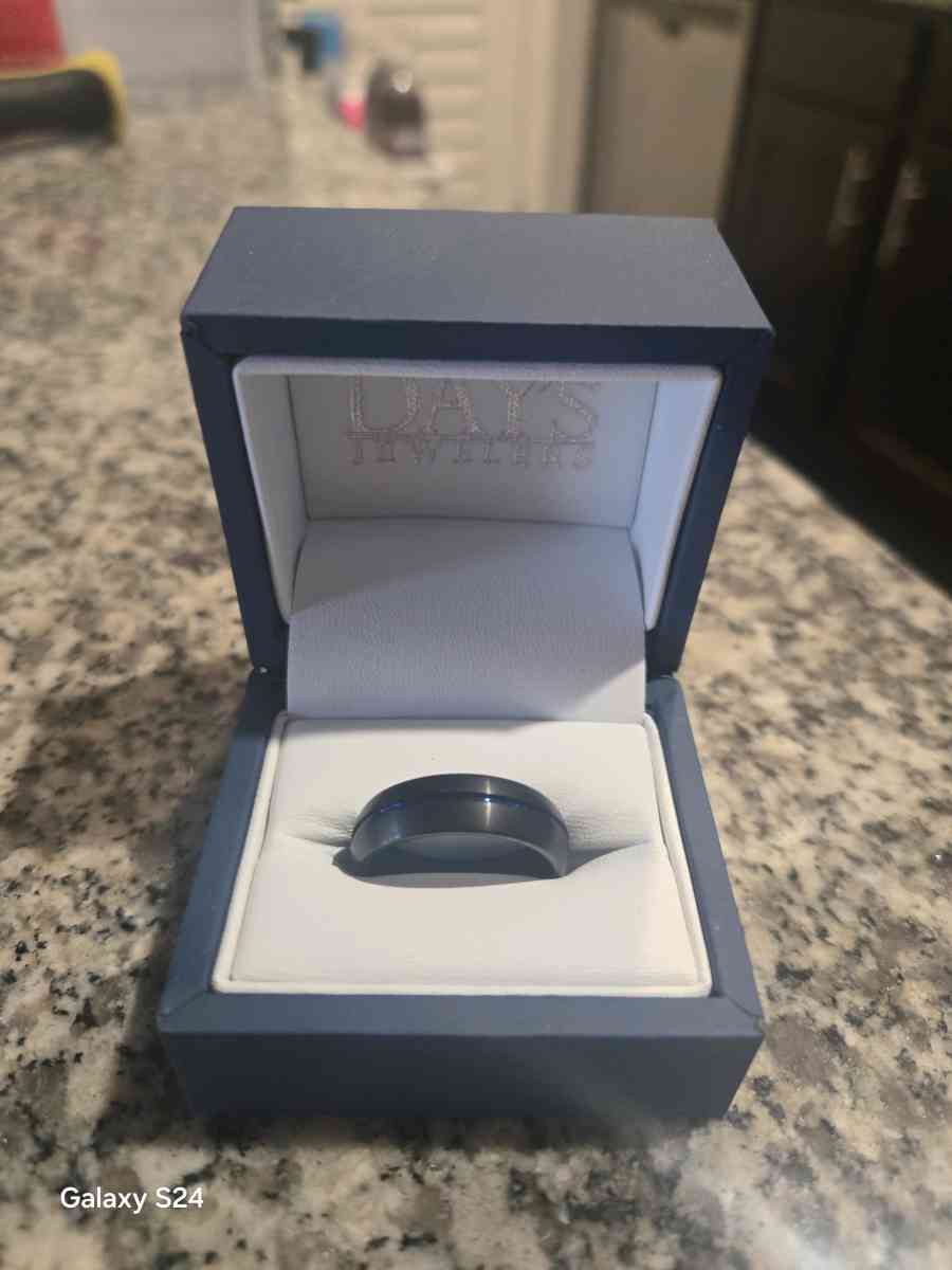triton mens ring